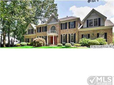 3rd image of 17 Newport Dr