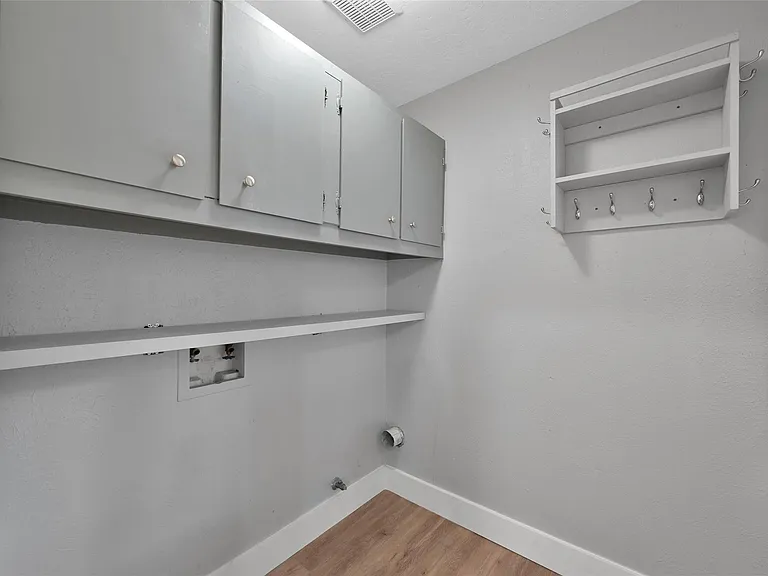 14 E Wandering Oak Dr — Photo 20