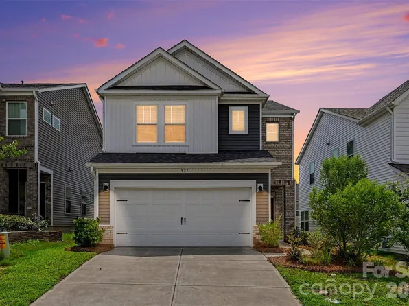 527 Palmarosa St, Fort Mill, SC 29715