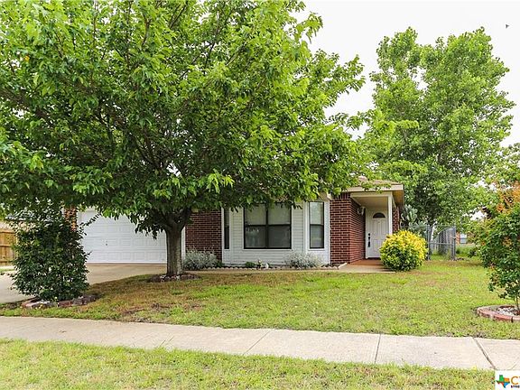 2nd image of 4406 Windcrest Dr
