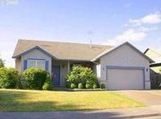 2115 NE Montgomery St, Hillsboro, OR