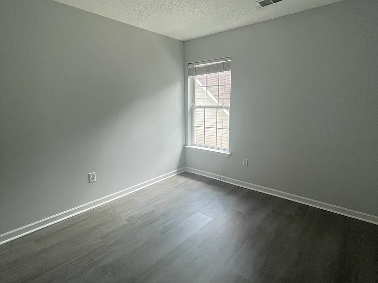 27 E Morningside Dr — Photo 10