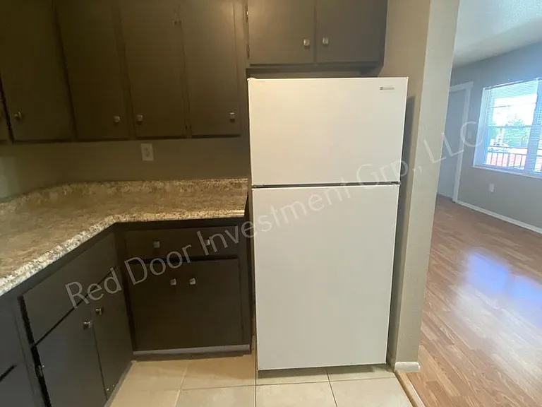 Move In Special 1 & 2 Bedrooms Available Minutes from the River — Photo 38