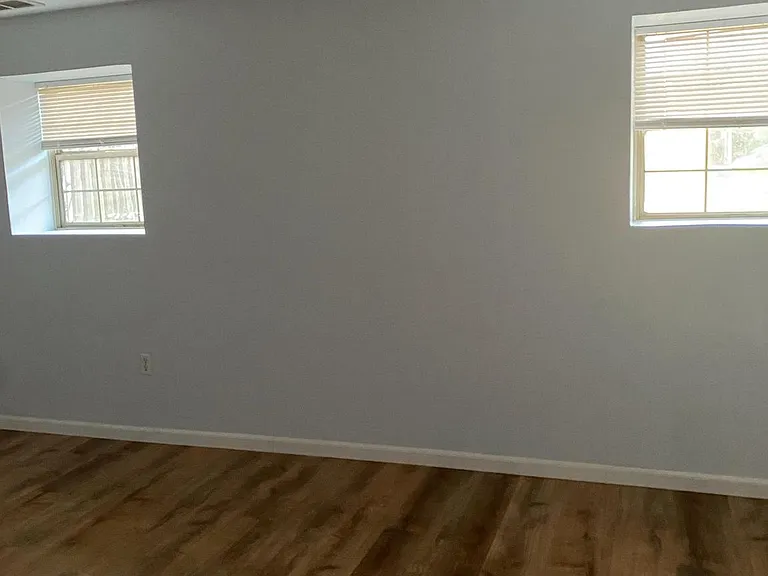 14919 Enterprise Ln — Photo 5