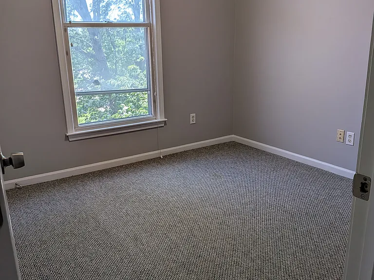 13236 Carter St — Photo 27