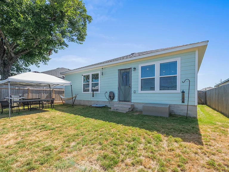 9802 Tarabon Dr — Photo 21