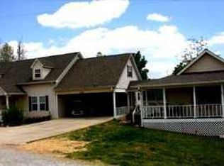 248 Small Pond Dr, Cleveland, GA 30528