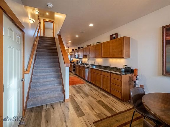 5th image of 646 Westgate Ave APT B