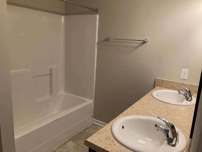 4133 Pullman Cir — Photo 18