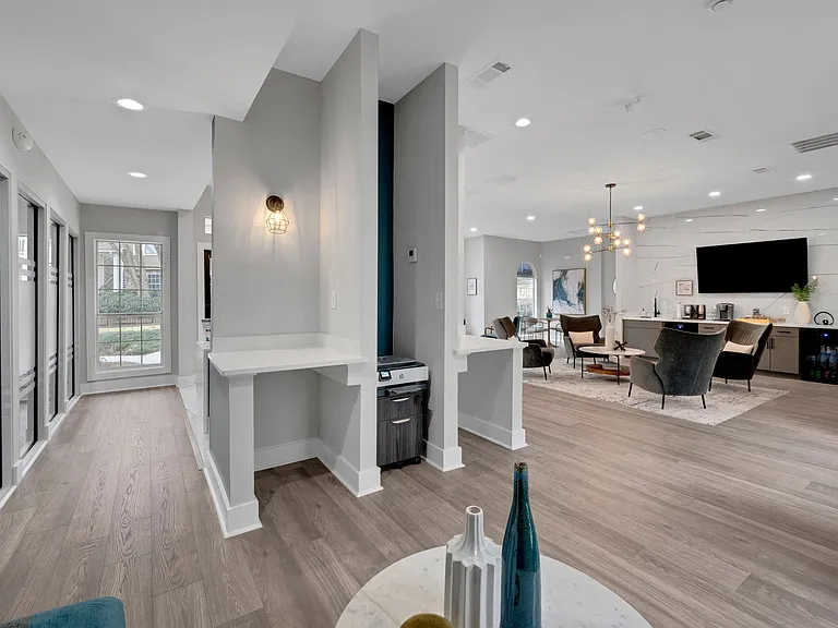 Briarhill Apartment Homes — Photo 22