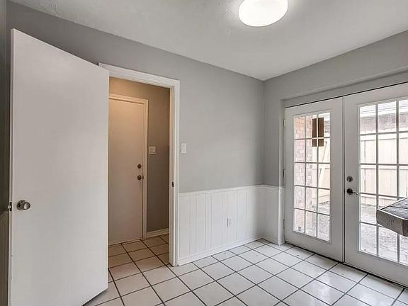 5th image of 726 Cottonwood Cir