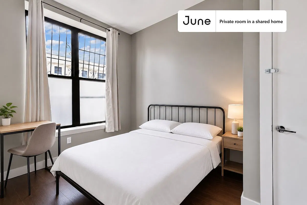 Full bedroom in 4 bed/2 bath home in Crown Heights #836 A — Photo 1