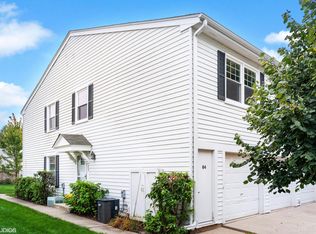 300 Creekside Dr #300, Vernon Hills, IL 60061