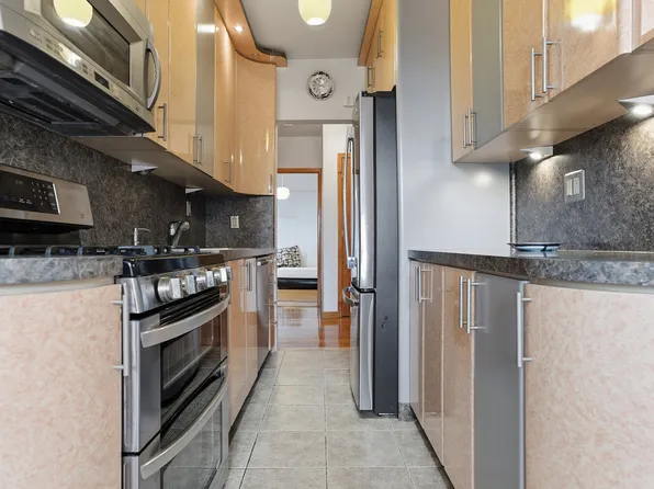 3616 Henry Hudson Parkway image 14 of 16