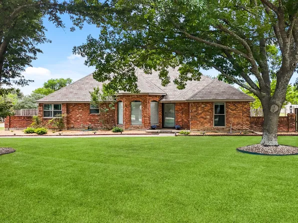 909 Valley View Ave, Red Oak, TX 75154