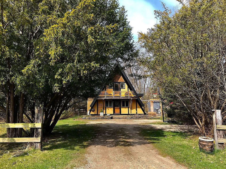 1st image of 294 McVea Dr