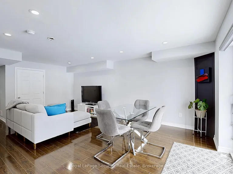 39 Vivian Creek Rd — Photo 8