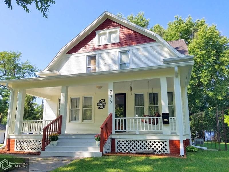 1st image of 706 S Chestnut St