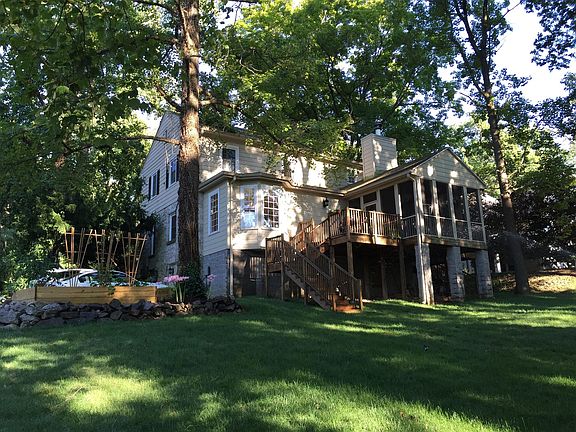 4th image of 129 W Glenwood Dr