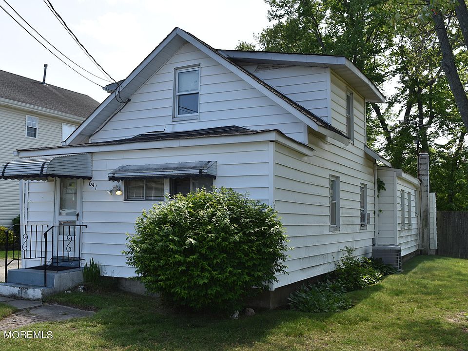 1st image of 641 Hudson Avenue
