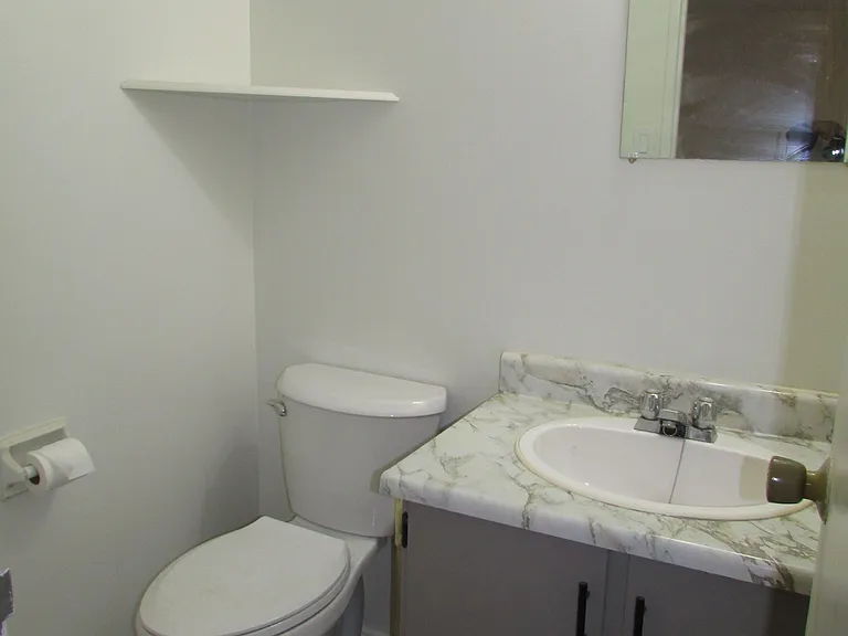 2001 Bonnymede Dr #213 — Photo 18