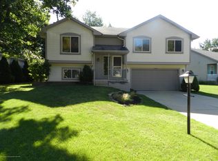 13843 G K Dr, Bath, MI 48808