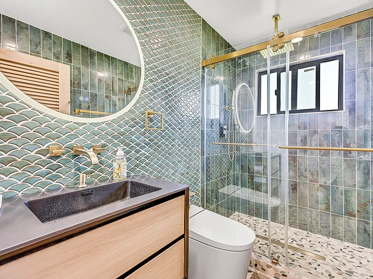 1080 River Dr — Photo 35