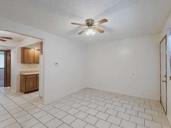 922 C St #3, Lincoln, NE 68502