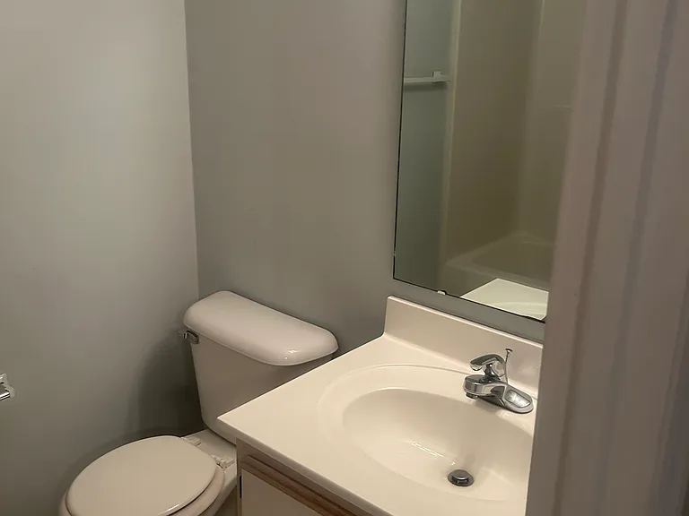 2513 Bluff View Ct #A — Photo 17