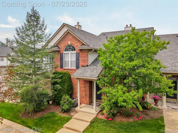3570 Tremonte Cir S #282, Rochester, MI 48306