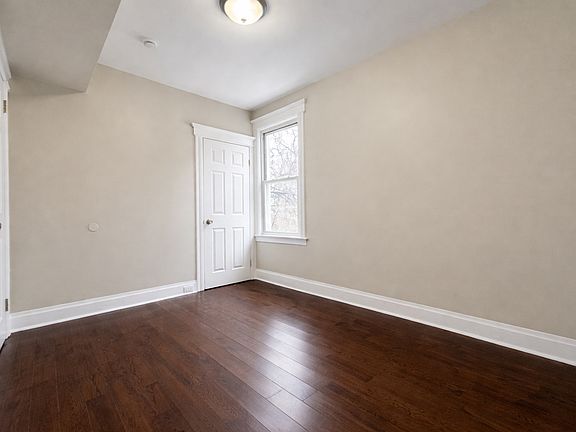 4th image of 145 Hobson St Floor 2