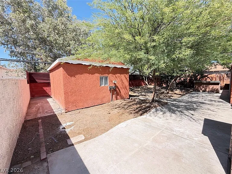 1311 Griffith Ave — Photo 41