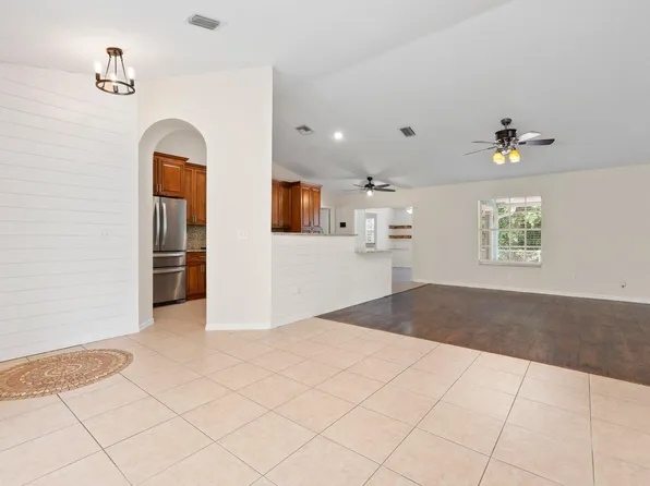 8802 Coquina Avenue, Fort Pierce, FL 34951