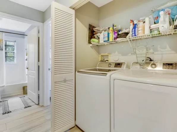 10268 S Andover Coach Lane #B2, Lake Worth, FL 33449