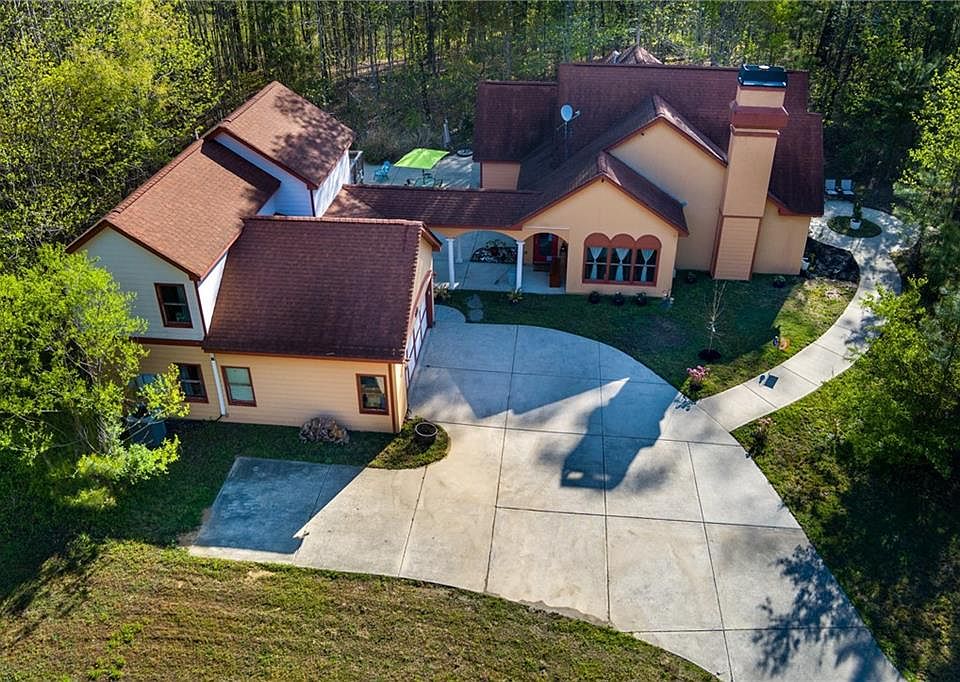 1st image of 1045 Fincher Rd