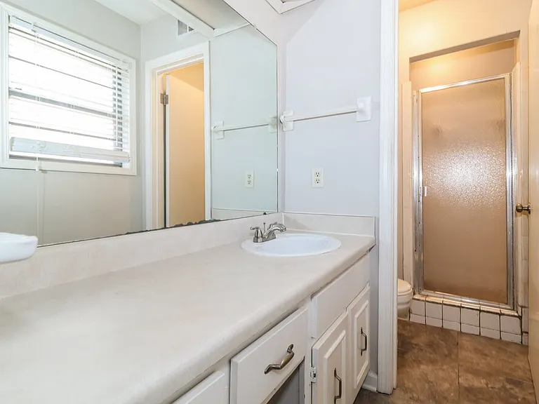 7261 Hollorn Ln — Photo 11