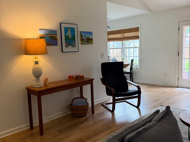 315 Hixon Pl — Photo 9