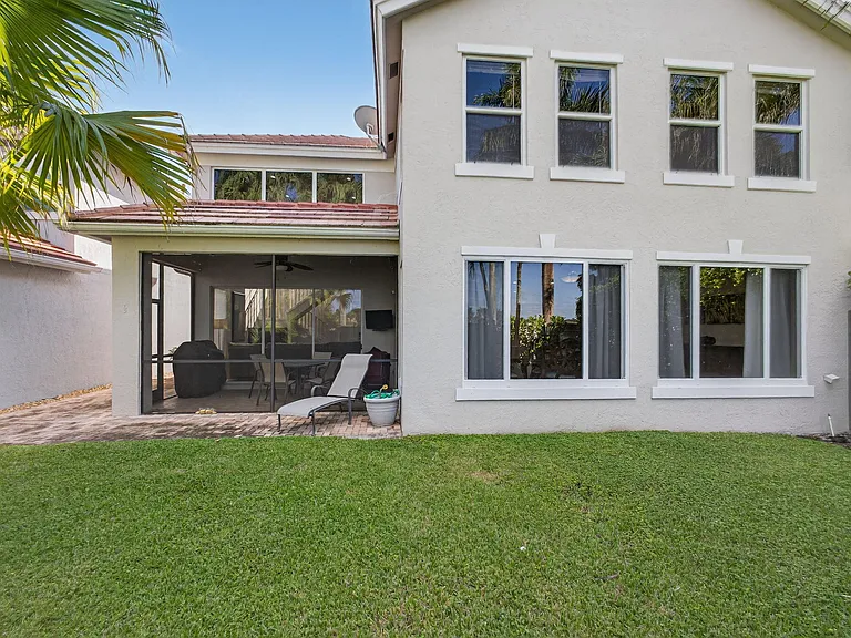8400 Heritage Club Dr — Photo 63