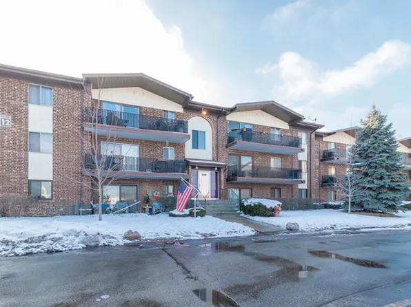 5235 James Ln APT 1202, Crestwood, IL 60445