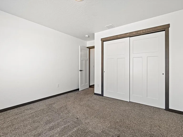 316 W Grange Ave — Photo 24