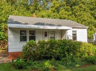 1106 Neal St, Greensboro, NC 27403