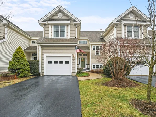11 Lincoln Ln #11, North Grafton, MA 01536