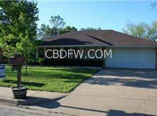 105 Bryn Mawr Ln, Waxahachie, TX 75165