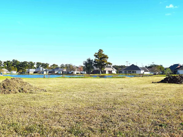 138 N Eagle Dr, Houma, LA 70364