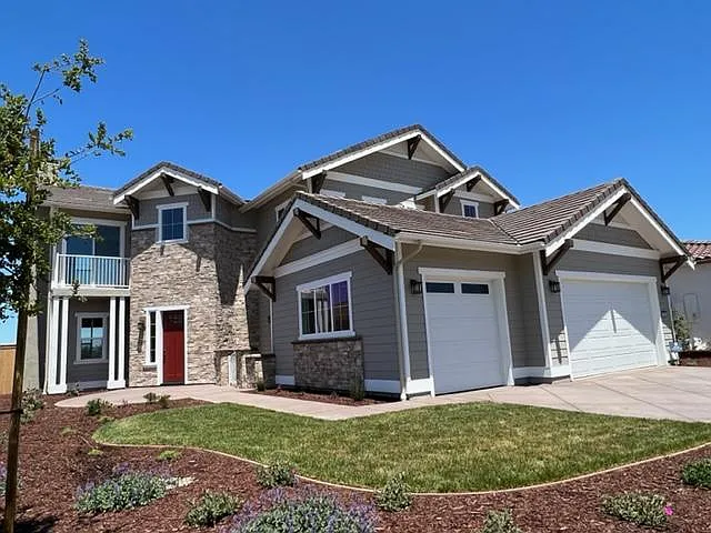 1529 Copperberry Way — Photo 2