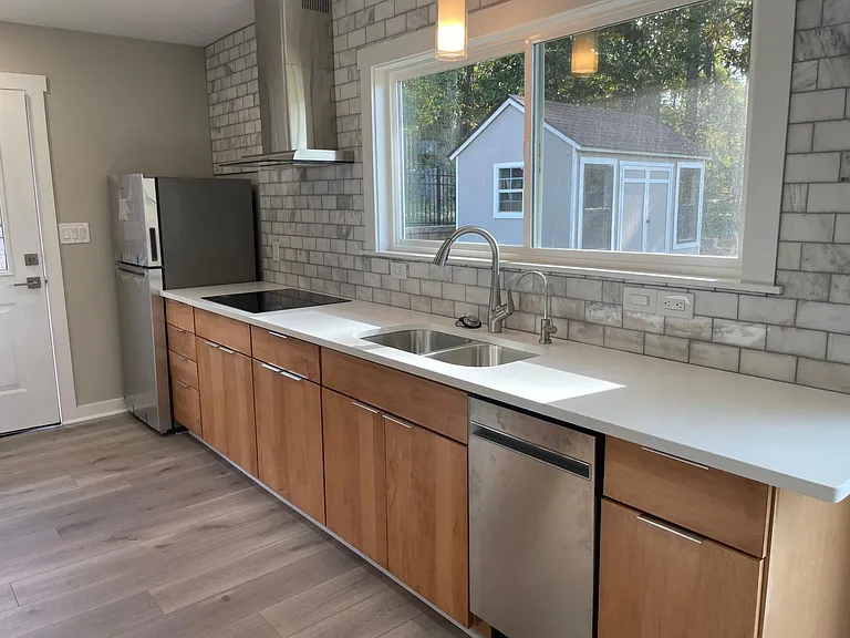 2825 Cardinal Lake Cir #A — Photo 8