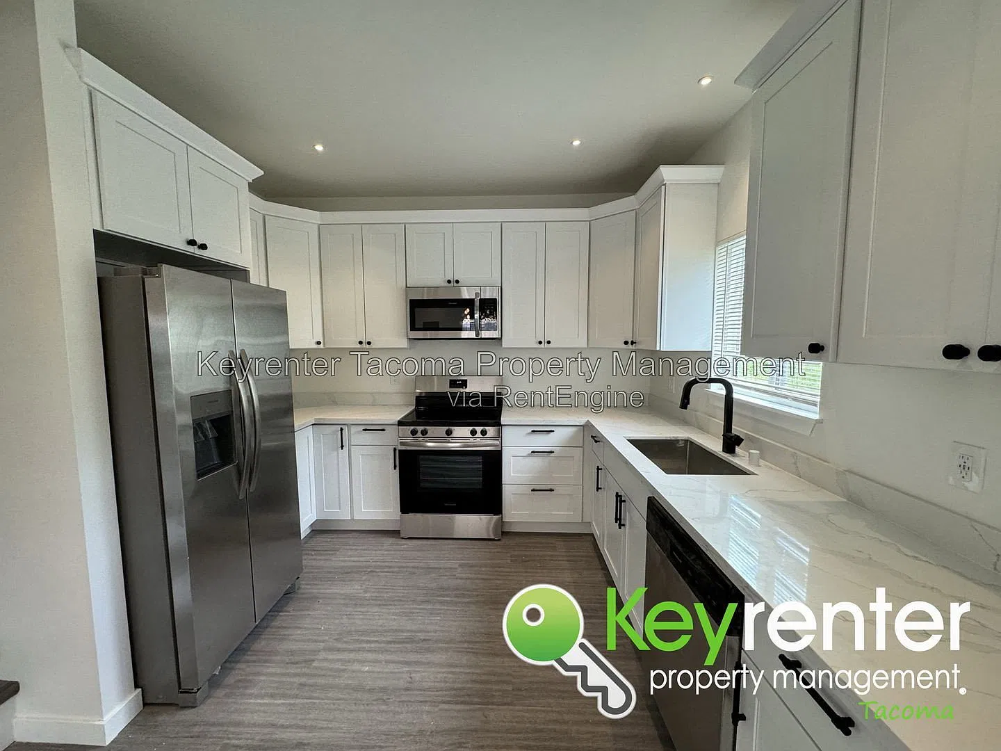 4 bed, 2.0 bath, 1300 sqft, $2,500 — Photo 2
