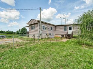 719 Gum Springs Mountain Rd, Sparta, TN 38583