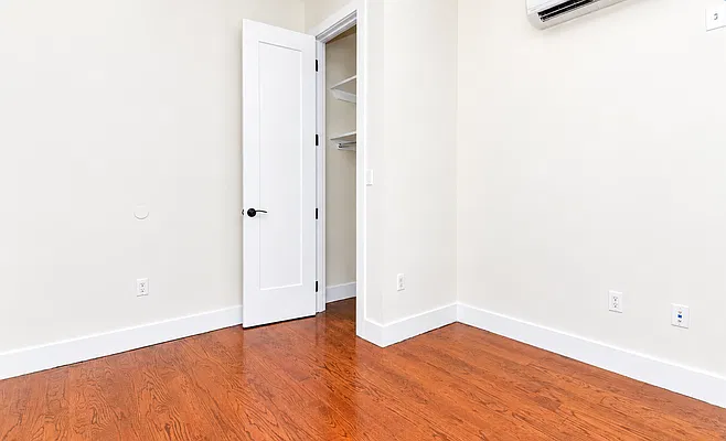 Bedroom, photo 4
