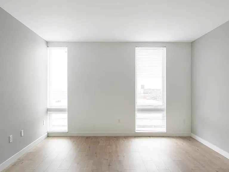 3435 Main — Photo 37